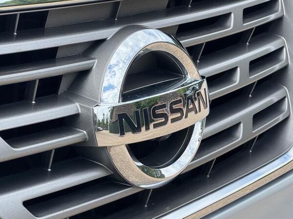 Nissan Navara 2.3 dCi Tekna Auto 4WD Euro 6 4dr at 42th