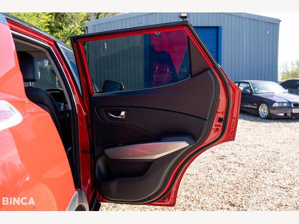 SSANGYONG TIVOLI ELX TD AUTO - Image 24