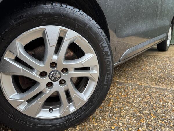 Vauxhall Vivaro 2.0 Turbo D 3100 Prime Auto L1 H1 Euro 6 (s/s) 6dr