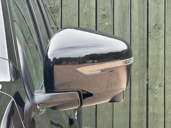 Nissan Navara 2.3 dCi N-Guard Auto 4WD Euro 6 4dr at 41th
