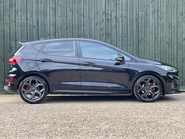 Ford Fiesta 1.5T EcoBoost ST-3 Euro 6 (s/s) 5dr at 15th