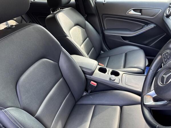 Mercedes-Benz GLA 1.6 GLA200 Sport (Premium) 7G-DCT Euro 6 (s/s) 5dr