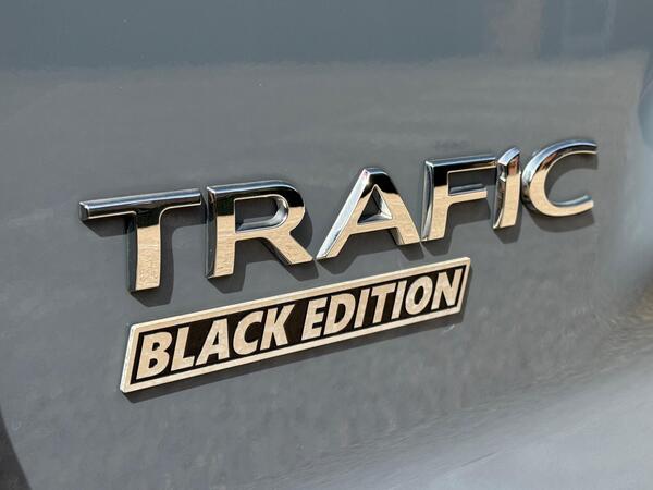 Renault Trafic 2.0 dCi ENERGY 28 Black Edition SWB Standard Roof Euro 6 (s/s) 5dr at 47th