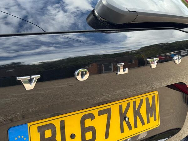 Volvo XC60 2.0 D5 PowerPulse R-Design Pro Auto AWD Euro 6 (s/s) 5dr