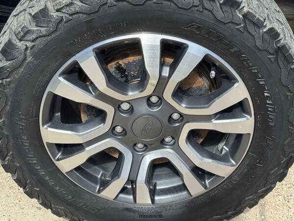 Ford Ranger 3.2 TDCi Wildtrak Auto 4WD Euro 6 (s/s) 4dr at 32th