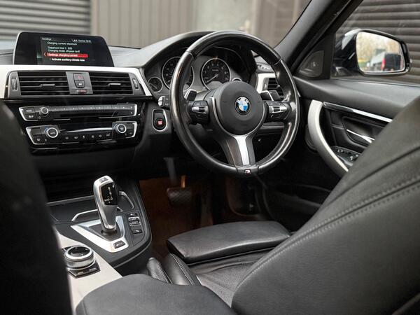 BMW 3 Series 2.0 330e 7.6kWh M Sport Shadow Edition Auto Euro 6 (s/s) 4dr - Image 2