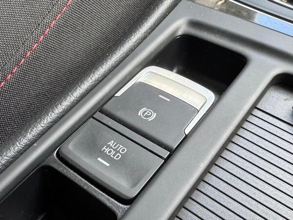 Volkswagen Golf 2.0 TSI GTI Performance DSG Euro 6 (s/s) 5dr at 24th