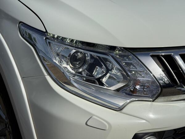 Mitsubishi L200 2.4 DI-D DC Warrior 4WD Euro 6 4dr at 29th