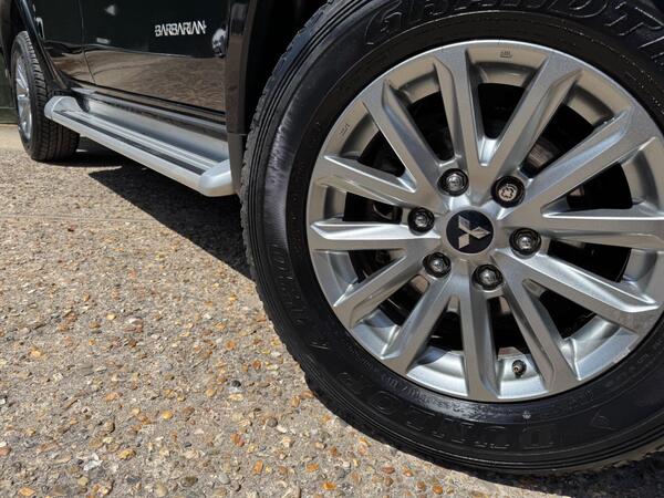 Mitsubishi L200 2.4 DI-D DC Barbarian 4WD Euro 6 4dr at 35th