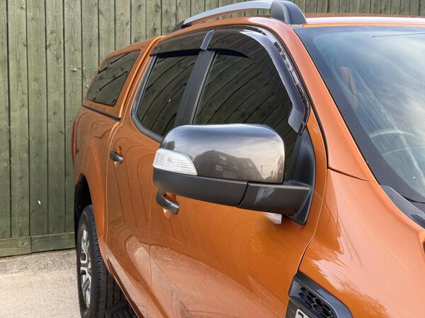 Ford Ranger 3.2 TDCi Wildtrak Auto 4WD Euro 5 4dr at 33th