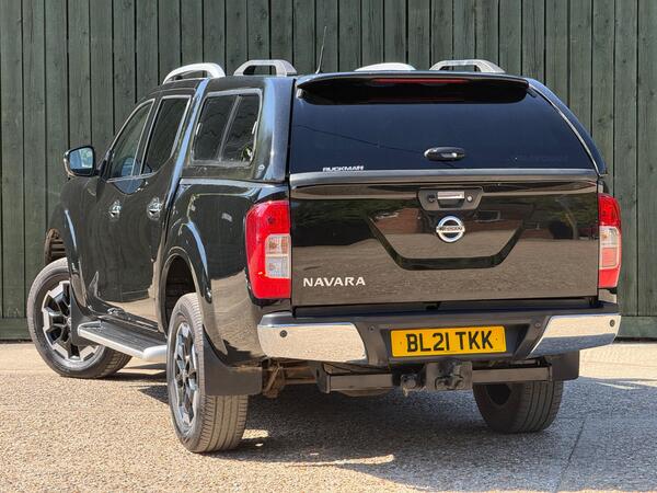 Nissan Navara 2.3 dCi Tekna 4WD Euro 6 (s/s) 4dr at 10th