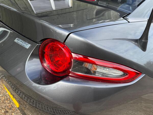 Mazda MX-5 RF 1.5 SKYACTIV-G SE-L Nav Euro 6 2dr