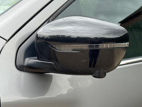 Nissan Navara 2.3 dCi N-Guard Auto 4WD Euro 6 4dr at 44th