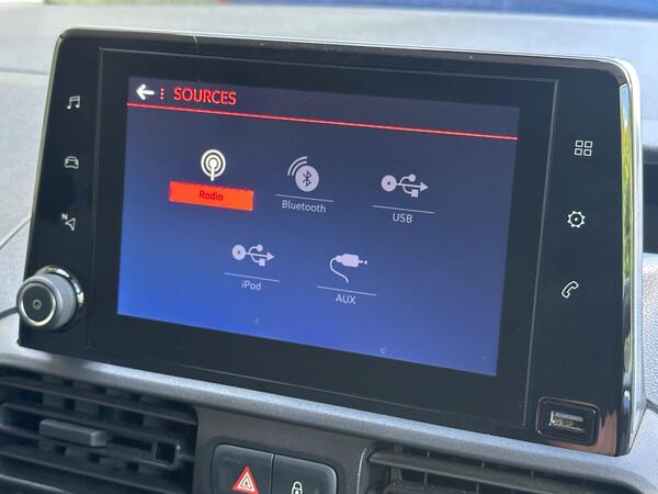 Peugeot Partner 1.5 BlueHDi 1000 Asphalt Standard Panel Van EAT8 SWB Euro 6 (s/s) 5dr at 36th