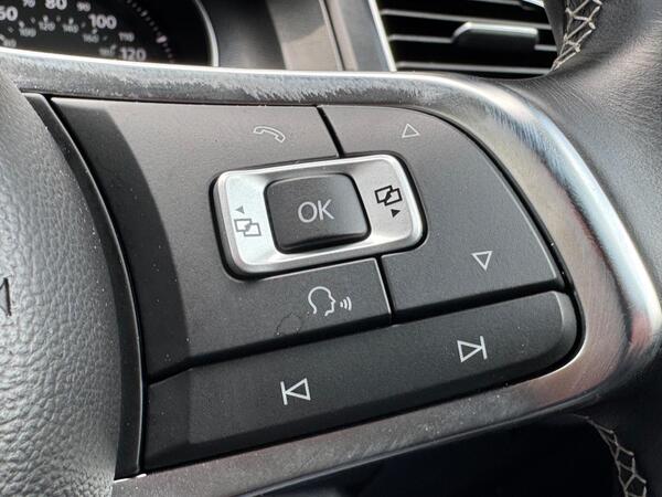 Volkswagen Golf 2.0 TDI BlueMotion Tech GTD DSG Euro 6 (s/s) 3dr at 23th