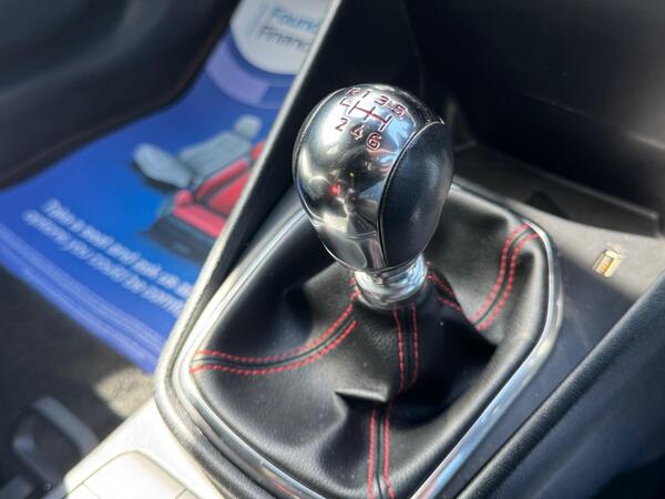 Ford Fiesta 1.5T EcoBoost ST-3 Euro 6 (s/s) 5dr at 18th