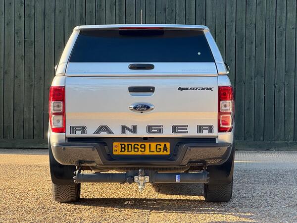 Ford Ranger 3.2 TDCi Wildtrak Auto 4WD Euro 6 (s/s) 4dr at 11th