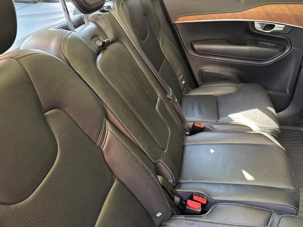 Volvo XC90 2.0 D5 PowerPulse Inscription Pro Auto 4WD Euro 6 (s/s) 5dr at 12th