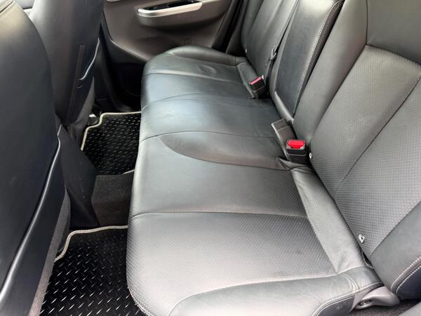 Mitsubishi L200 2.4 DI-D DC Challenger Auto 4WD Euro 6 4dr at 19th