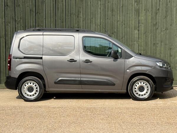 Toyota PROACE CITY 1.5 BlueHDi Active Short Panel Van SWB Euro 6 (s/s) 5dr at 17th