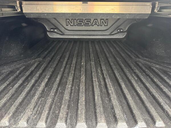 Nissan Navara 2.3 dCi N-Guard Auto 4WD Euro 6 4dr at 41th