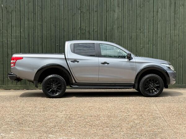 Mitsubishi L200 2.4 DI-D DC Challenger Auto 4WD Euro 6 4dr at 20th
