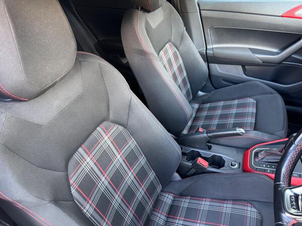 Volkswagen Polo 2.0 TSI GTI DSG Euro 6 (s/s) 5dr at 8th