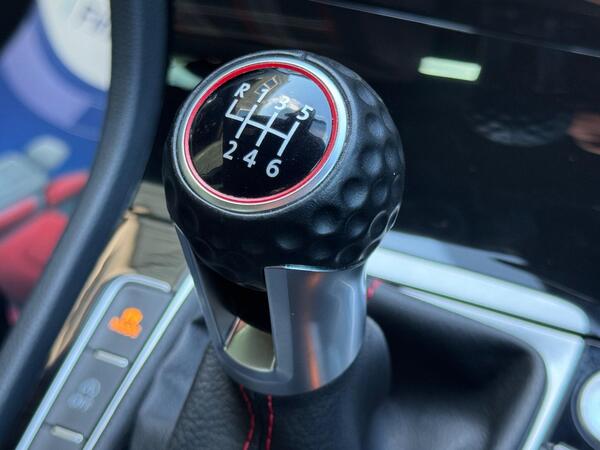 Volkswagen Golf 2.0 TSI GTI Performance Euro 6 (s/s) 5dr