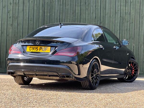 Mercedes-Benz CLA 2.0 CLA45 AMG Coupe SpdS DCT 4MATIC Euro 6 (s/s) 4dr at 3th