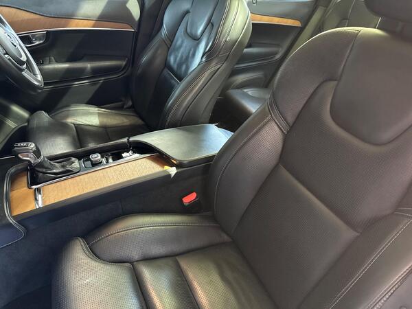 Volvo XC90 2.0 D5 PowerPulse Inscription Pro Auto 4WD Euro 6 (s/s) 5dr at 16th