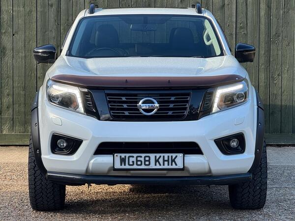 Nissan Navara 2.3 dCi N-Guard 4WD Euro 6 (s/s) 4dr at 3th