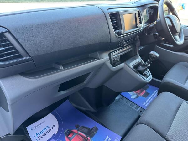 Peugeot Expert 2.0 BlueHDi 1400 Professional Premium Standard Panel Van MWB Euro 6 (s/s) 6dr
