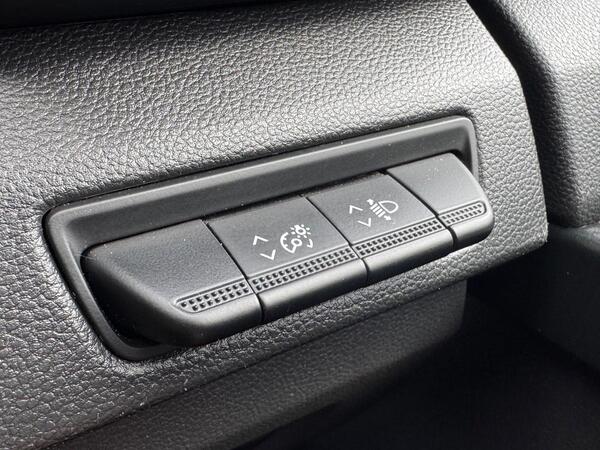 Nissan Primastar 2.0 dCi 30 Tekna L2 H1 Euro 6 (s/s) 5dr