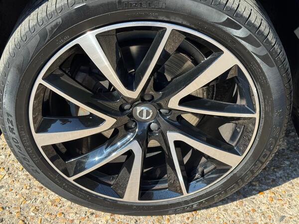 Volvo XC90 2.0 D5 PowerPulse Inscription Pro Auto 4WD Euro 6 (s/s) 5dr at 31th