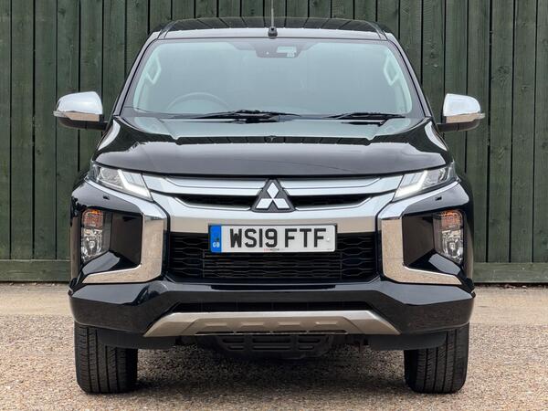 Mitsubishi L200 2.2 DI-D DC Barbarian Auto 4WD Euro 6 (s/s) 4dr at 3th
