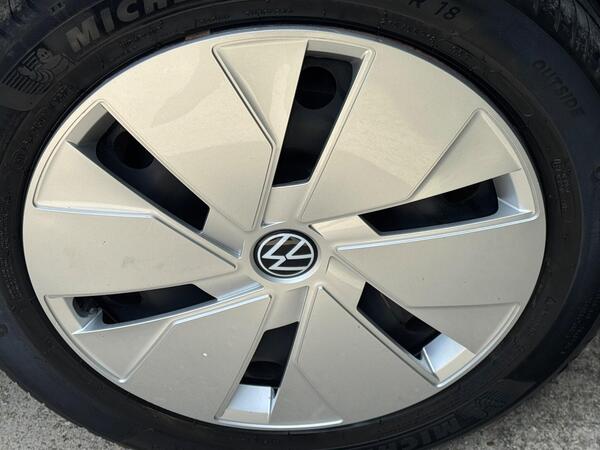 Volkswagen ID.3 Pro Performance 58kWh Style Auto 5dr at 52th
