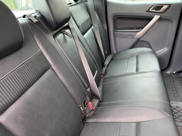 Ford Ranger 2.2 TDCi Limited 1 Auto 4WD Euro 5 4dr