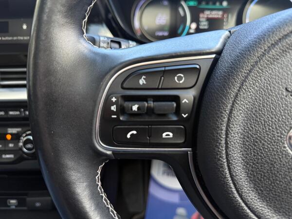 Kia Niro 64kWh 4+ Auto 5dr