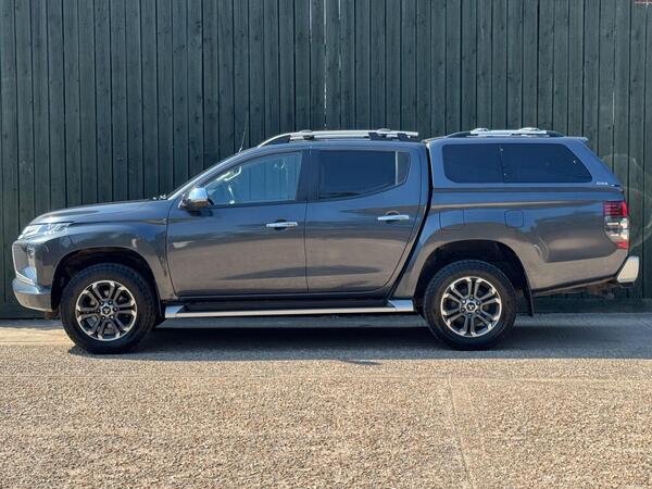 Mitsubishi L200 2.2 DI-D DC Warrior 4WD Euro 6 (s/s) 4dr