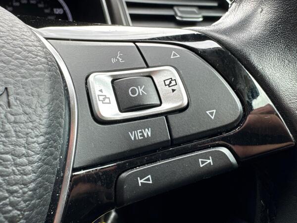 Volkswagen T-Roc 1.5 TSI EVO SE DSG Euro 6 (s/s) 5dr at 35th