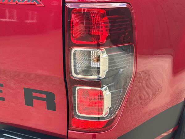 Ford Ranger 2.0 EcoBlue Stormtrak Pickup Double Cab 4dr Diesel Auto 4WD Euro 6 (s/s) (213 ps)