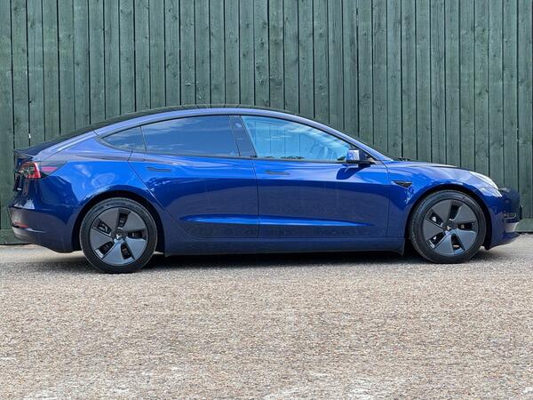 Tesla Model 3 (Dual Motor) Long Range Auto 4WDE 4dr