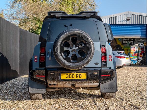 LAND ROVER DEFENDER X-DYNAMIC SE D MHEV A - Image 5