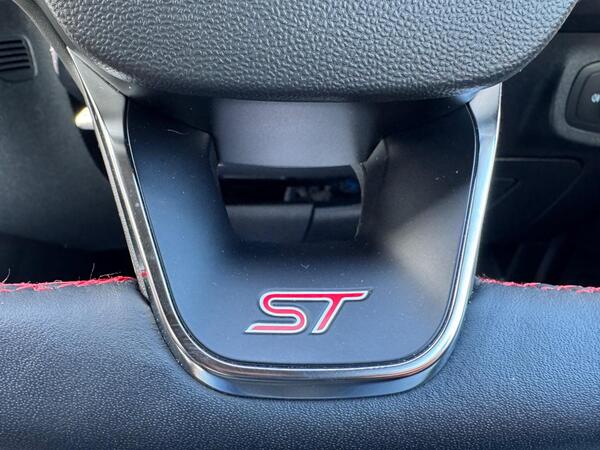 Ford Fiesta 1.5T EcoBoost ST-3 Euro 6 (s/s) 5dr at 49th