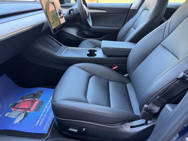 Tesla Model 3 (Dual Motor) Long Range Auto 4WDE 4dr at 32th
