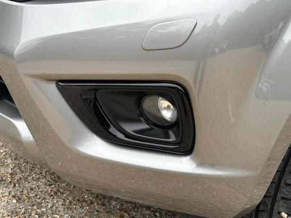 Nissan Navara 2.3 dCi N-Guard 4WD Euro 6 (s/s) 4dr at 47th