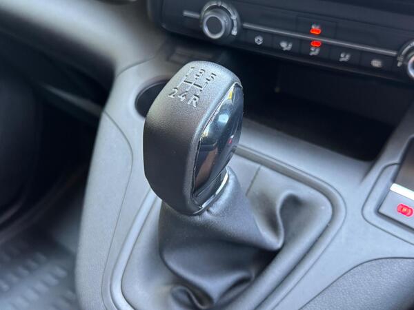 Peugeot Partner 1.5 BlueHDi 1000 Professional Standard Panel Van SWB Euro 6 5dr at 28th