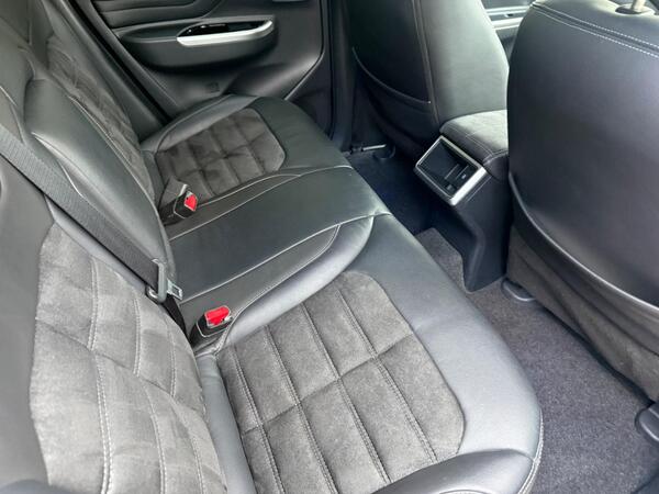 Mitsubishi L200 2.2 DI-D DC Barbarian X Auto 4WD Euro 6 (s/s) 4dr at 23th