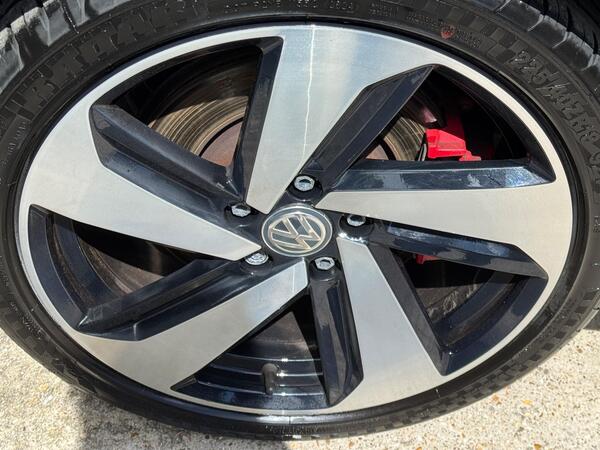Volkswagen Golf 2.0 TSI GTI Performance DSG Euro 6 (s/s) 5dr at 52th