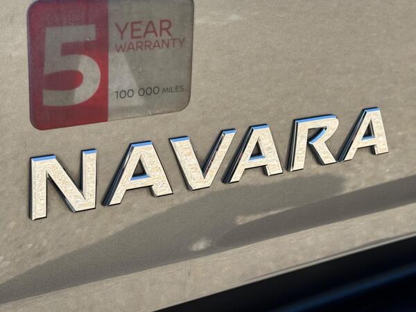 Nissan Navara 2.3 dCi N-Guard Auto 4WD Euro 6 4dr